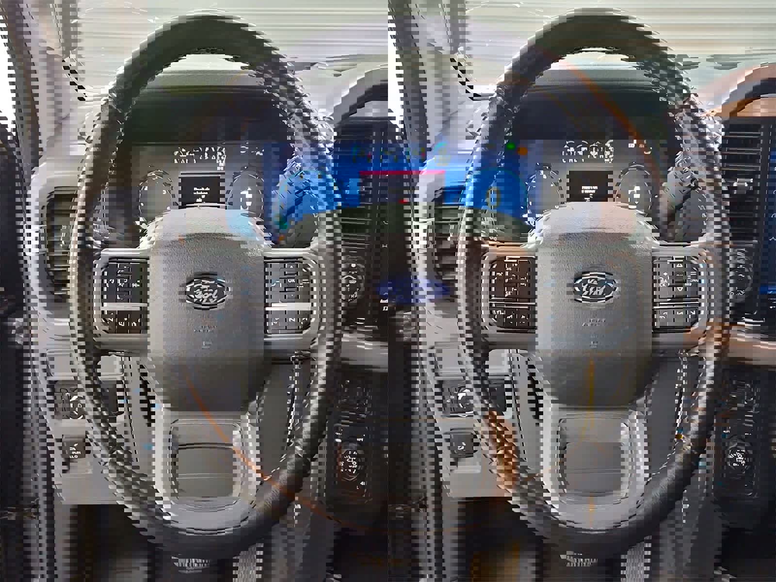 Used 2024 Ford F150 XLT w/ FX4 Off-Road Package image 22