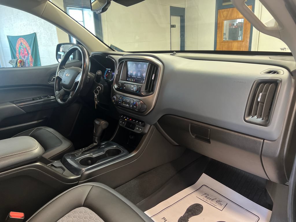 Used 2021 Chevrolet Colorado Z71 w/ Safety Package AWD/4WD image 38