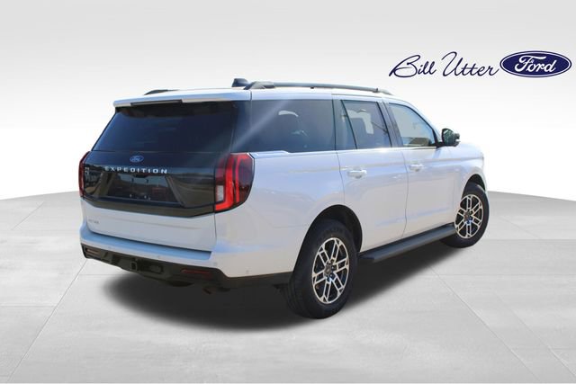 New 2025 Ford Expedition Active image 3