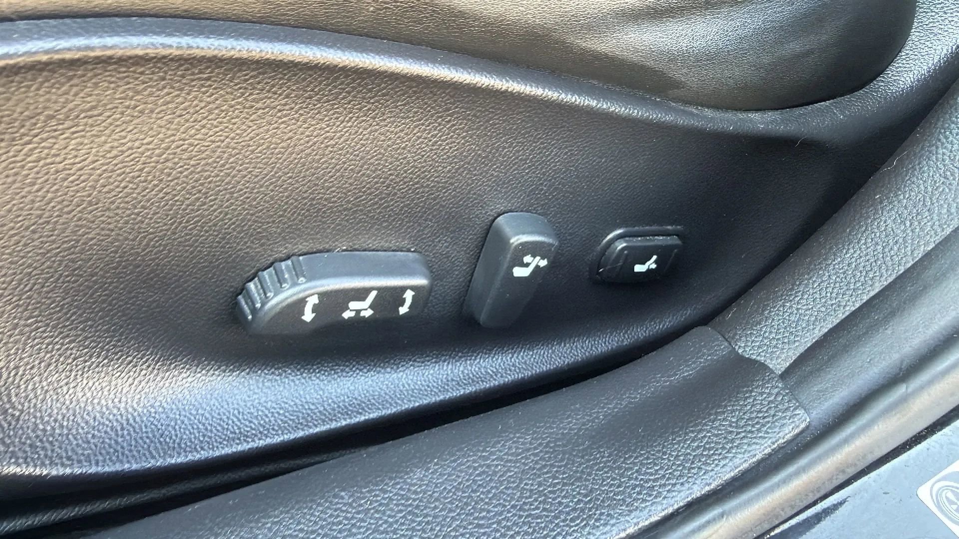 Used 2007 INFINITI G35 Sport w/ Premium Pkg image 19