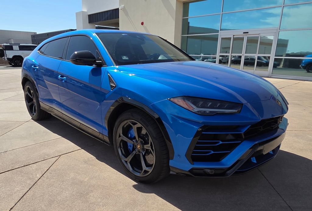 Used 2020 Lamborghini Urus AWD/4WD image 16