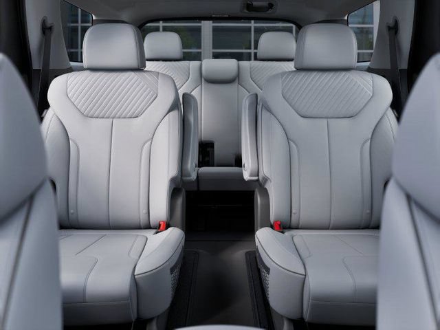 Certified 2025 Hyundai Palisade SEL AWD/4WD image 12