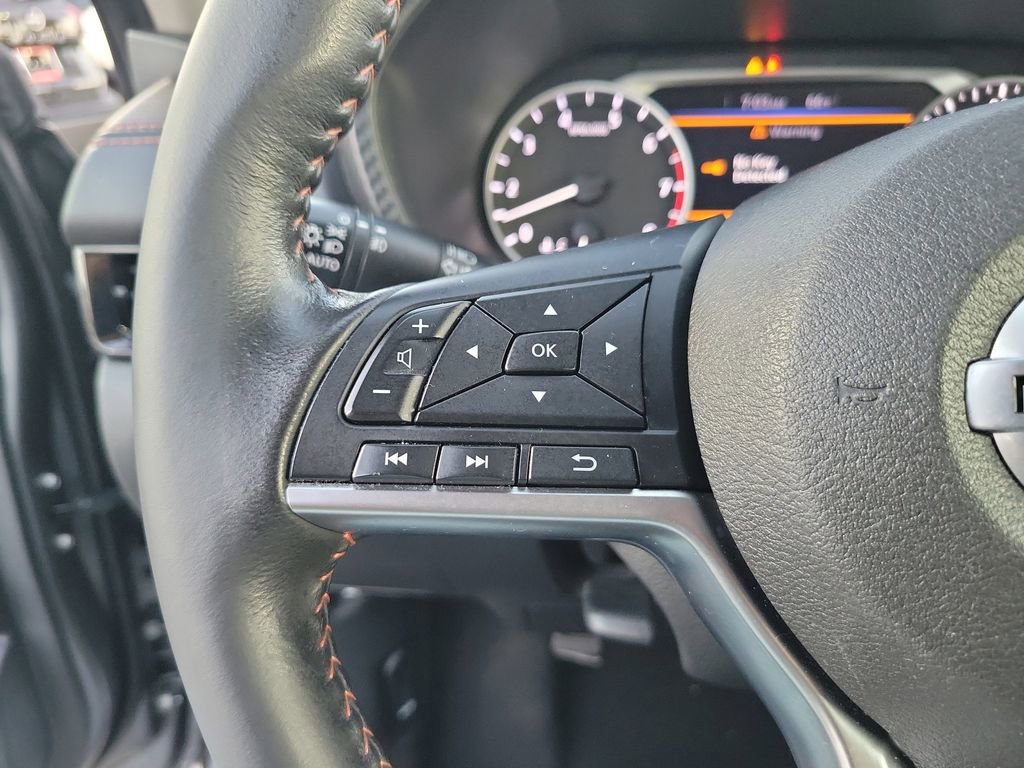Used 2023 Nissan Sentra SR w/ Trunk Package image 17