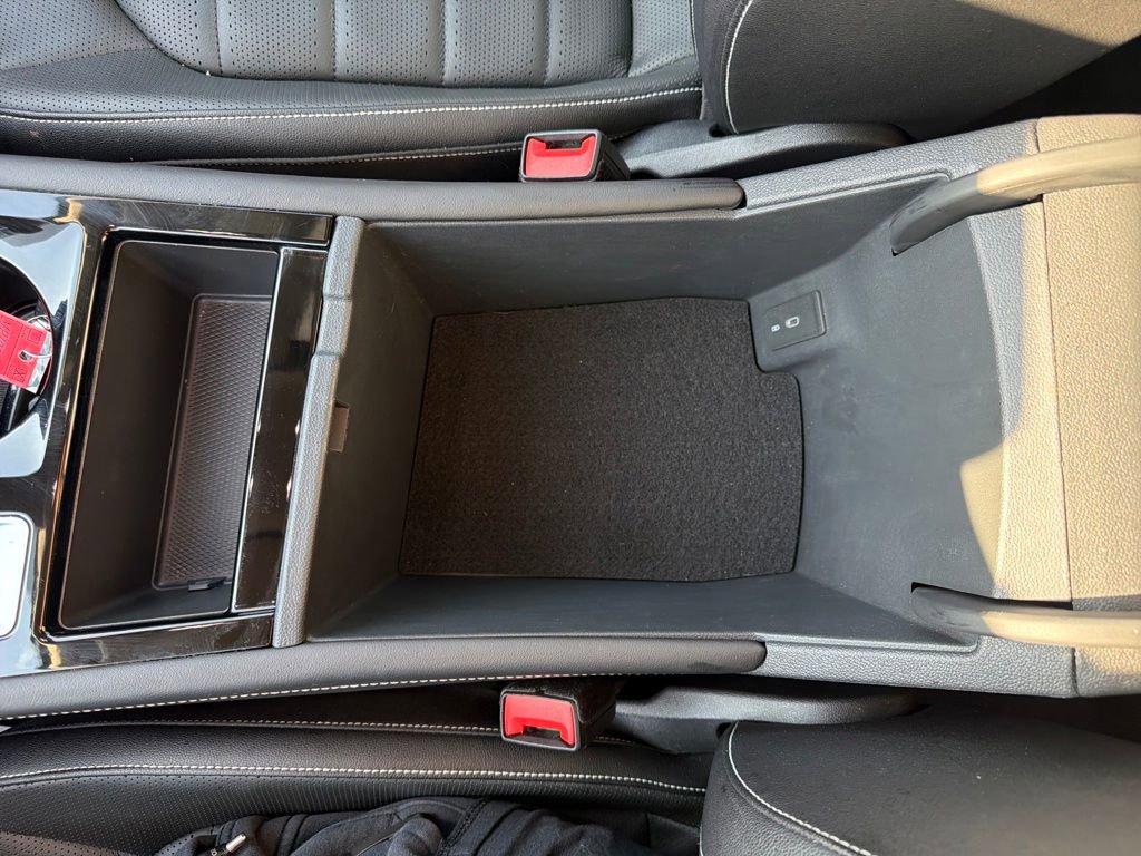 Used 2025 Volkswagen Atlas SEL image 28