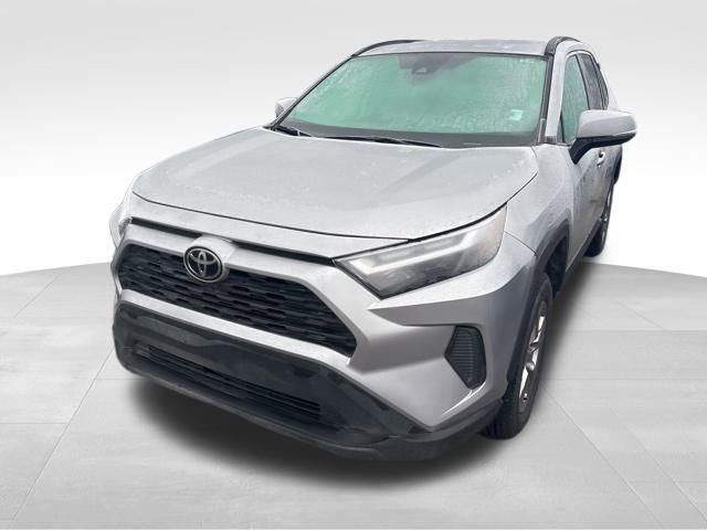 Used 2023 Toyota RAV4 XLE image 35