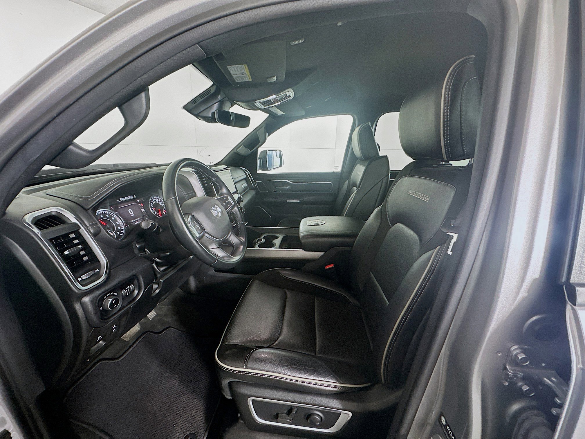 Used 2022 RAM 1500 Laramie image 13