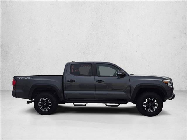 Used 2019 Toyota Tacoma TRD Off-Road w/ Technology Package RWD image 4