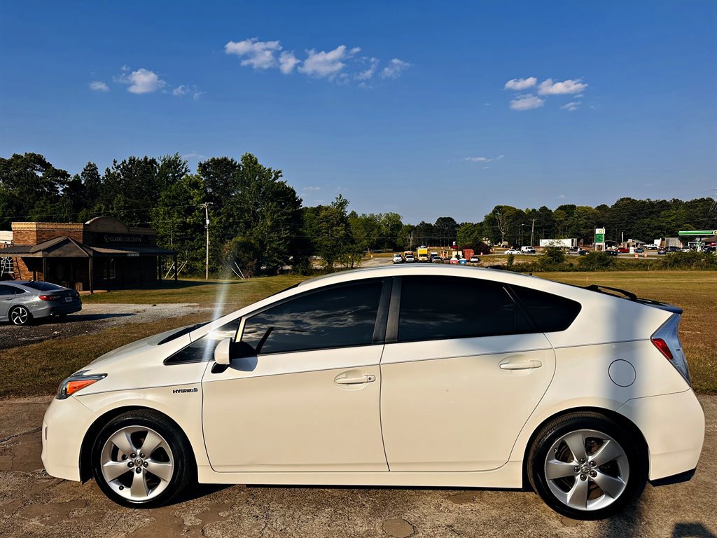 Used 2013 Toyota Prius Five FWD image 5