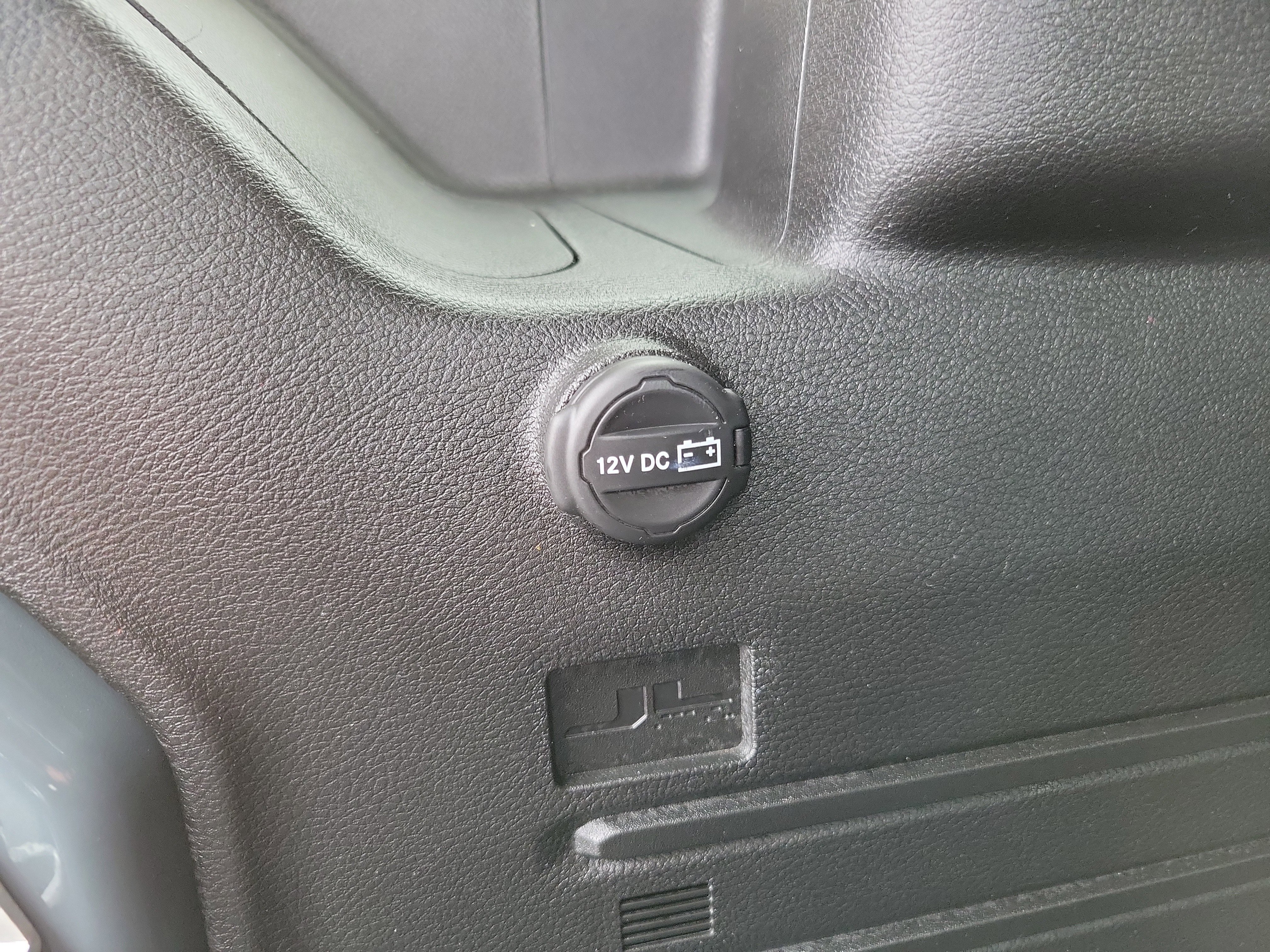 Used 2024 Jeep Wrangler Unlimited Rubicon image 10