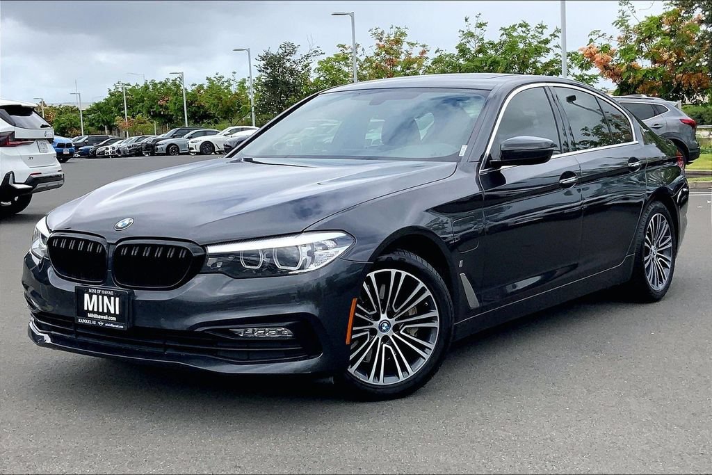 Used 2018 BMW 530e RWD image 2