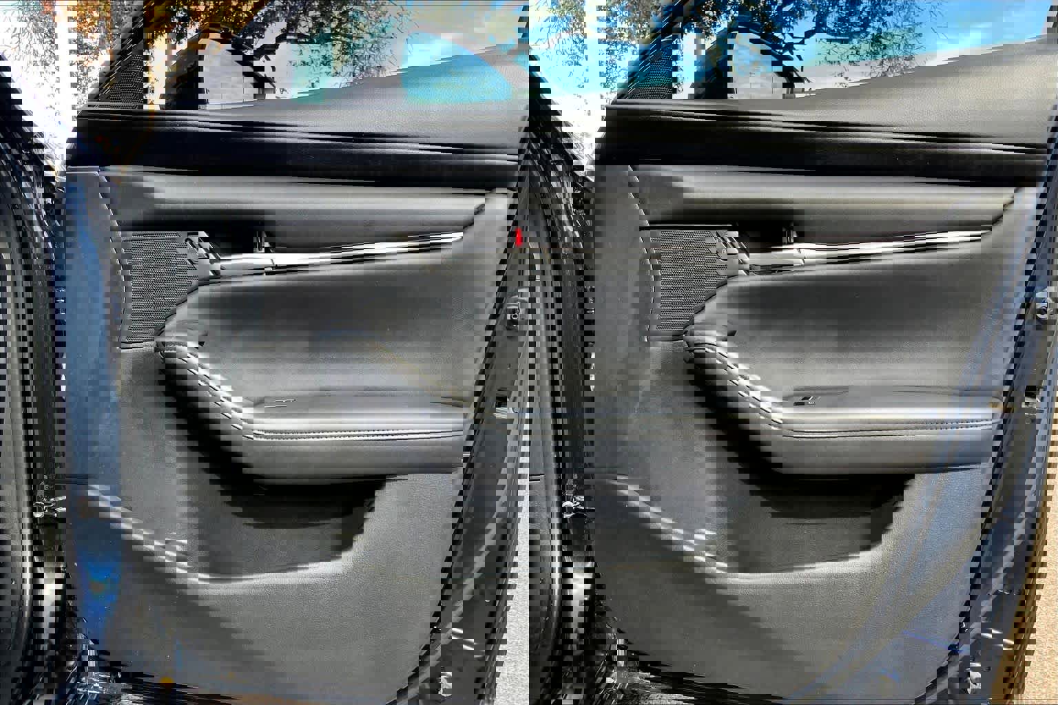 Used 2021 MAZDA MAZDA3 s image 22