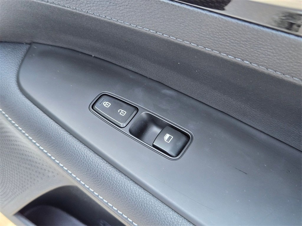 Used 2024 Kia Forte GT-Line w/ GT-Line Premium Package image 28