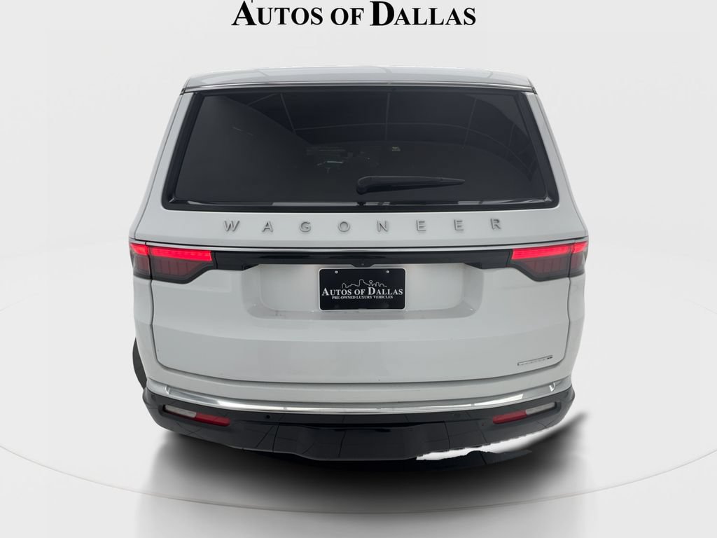 Used 2024 Jeep Wagoneer L Series II RWD image 10