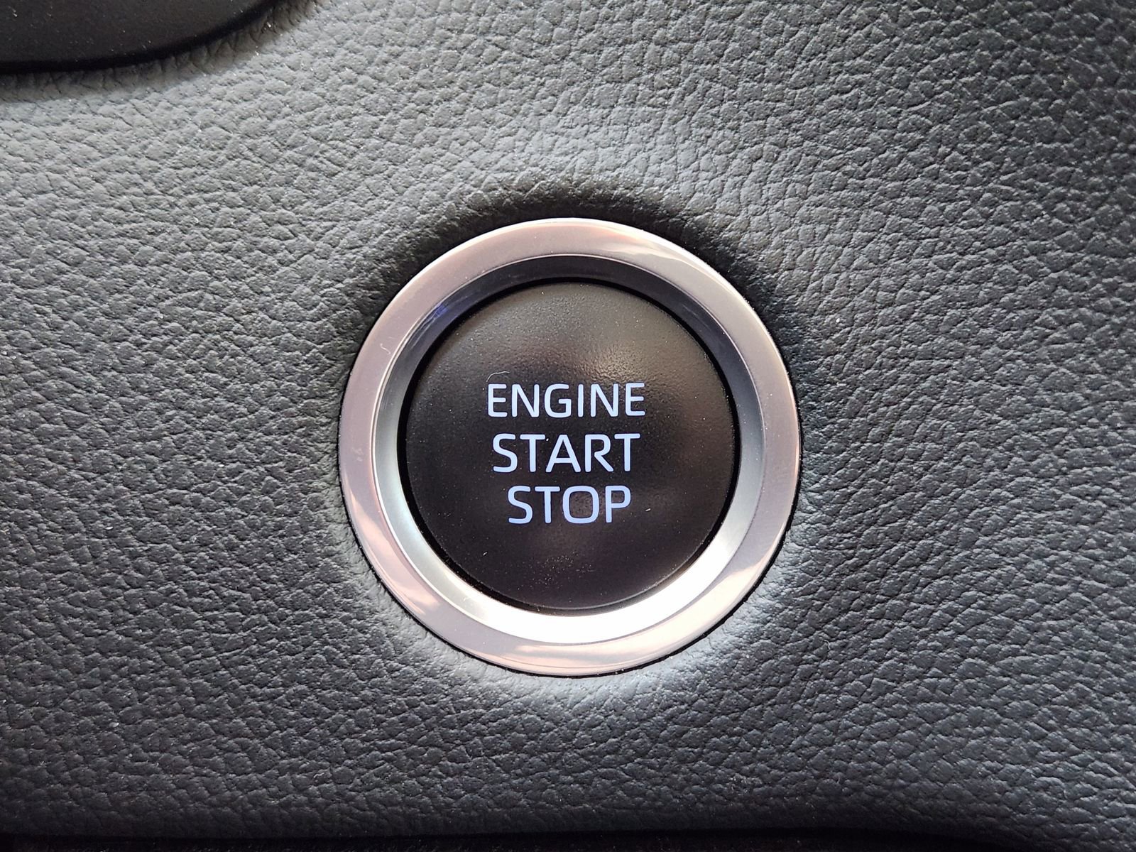 Used 2024 Toyota Tundra Limited w/ Power Package image 25