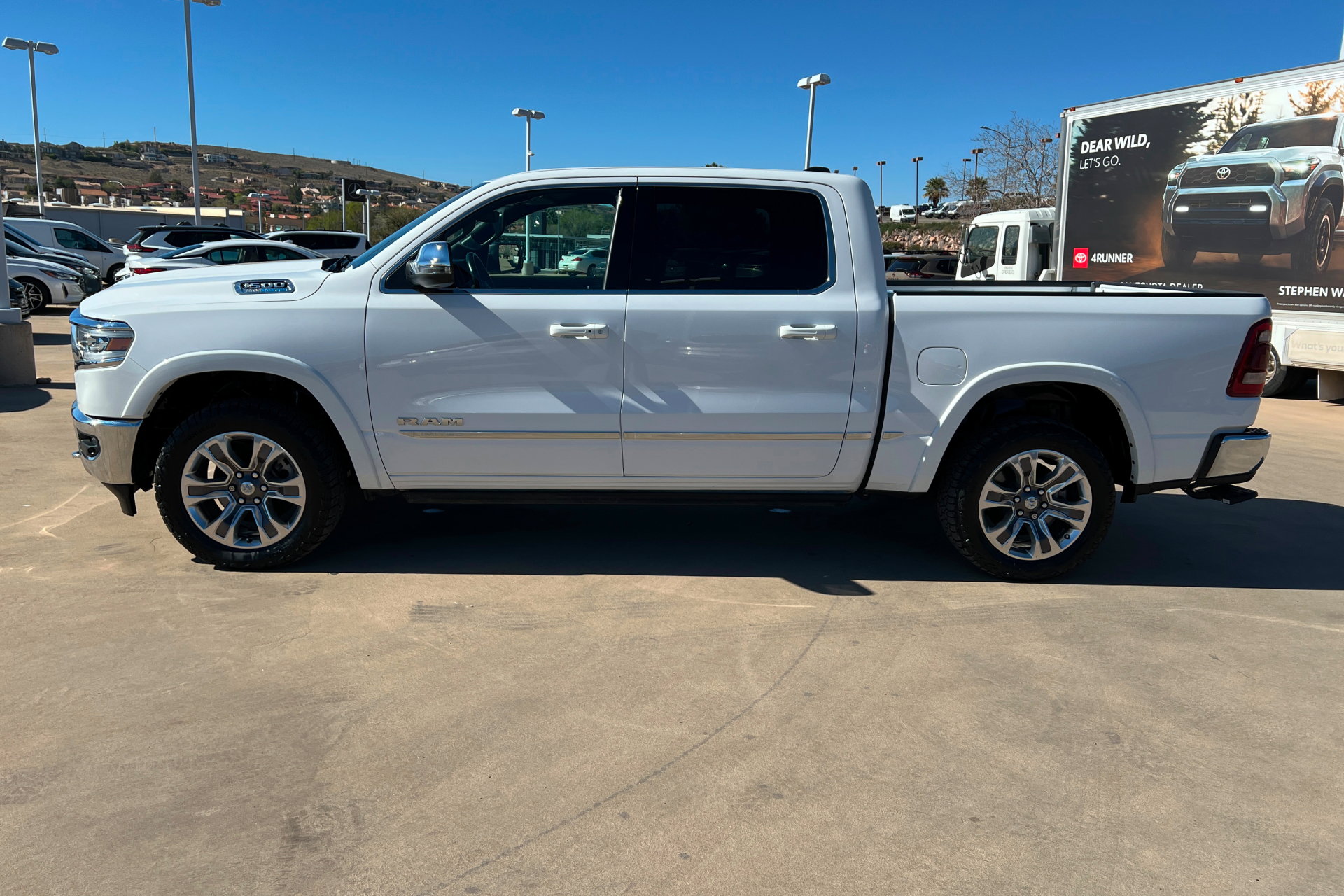 Used 2023 RAM 1500 Limited image 2