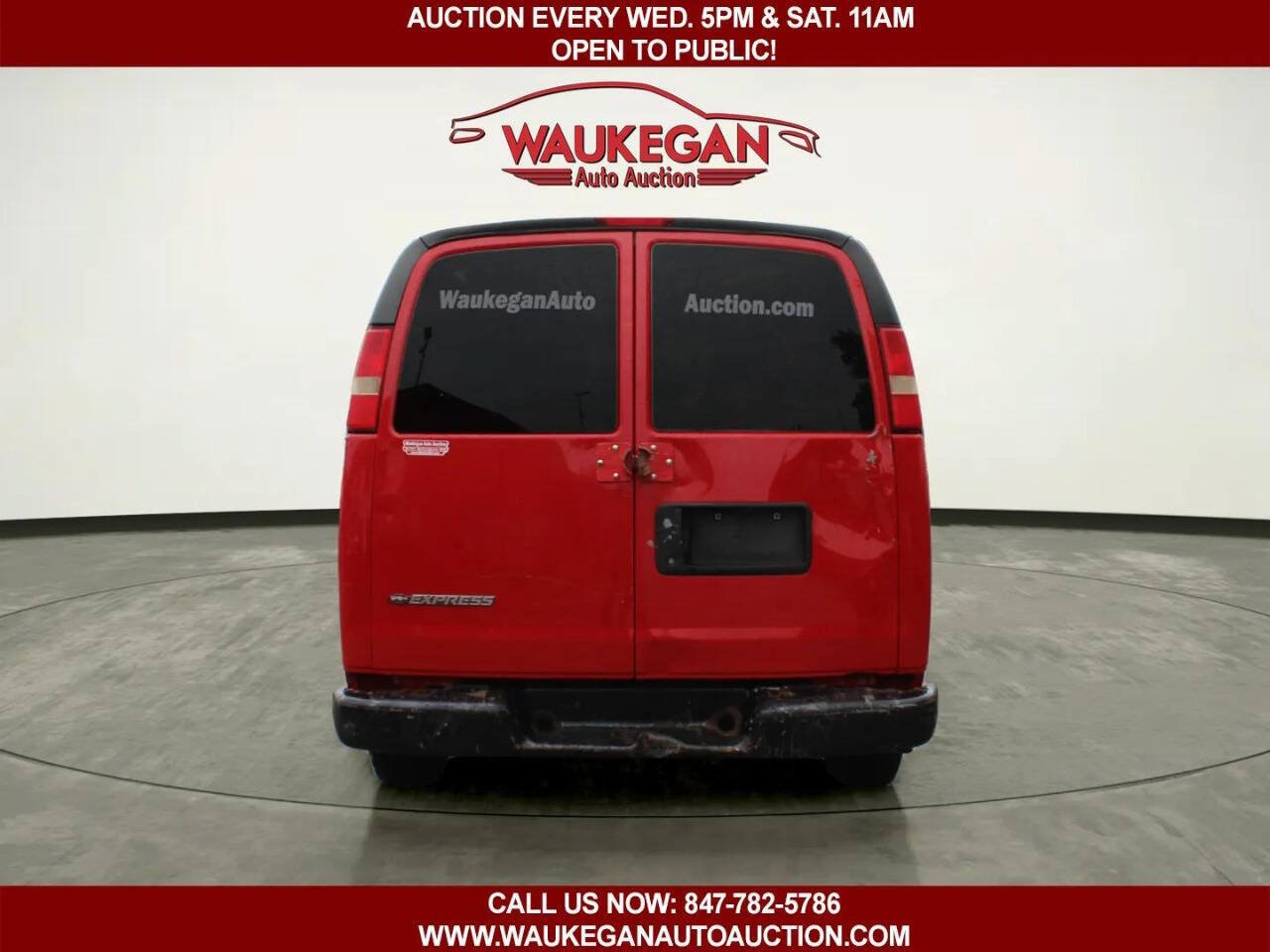 Used 2009 Chevrolet Express 1500 RWD image 6