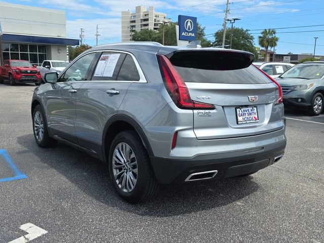 Used 2025 Cadillac XT4 Premium Luxury FWD image 6