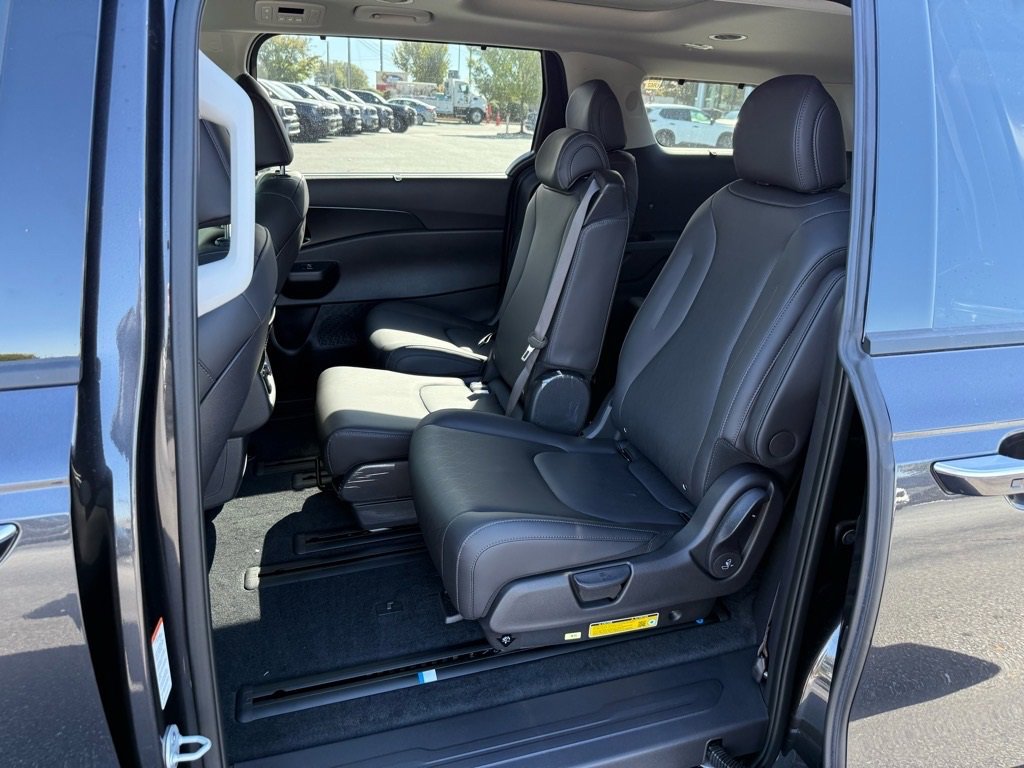 New 2026 Kia Carnival SX image 12