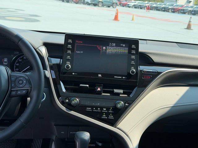 Used 2022 Toyota Camry XSE w/ Navigation Upgrade Package FWD image 14