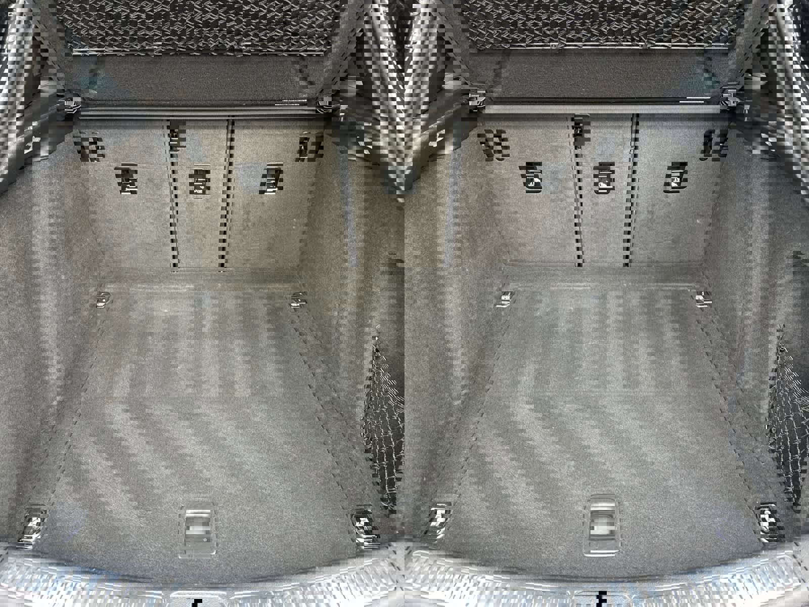 Used 2019 Porsche Macan image 16