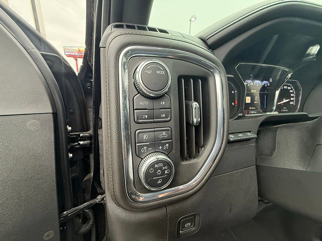 Used 2023 GMC Sierra 2500 AT4 w/ AT4 Premium Plus Package AWD/4WD image 35