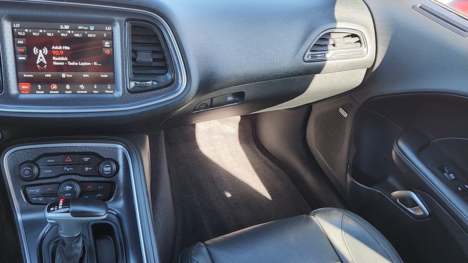 Used 2018 Dodge Challenger R/T Plus RWD image 6