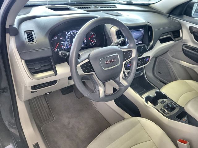 Used 2022 GMC Terrain Denali w/ Denali Premium Package AWD/4WD image 14