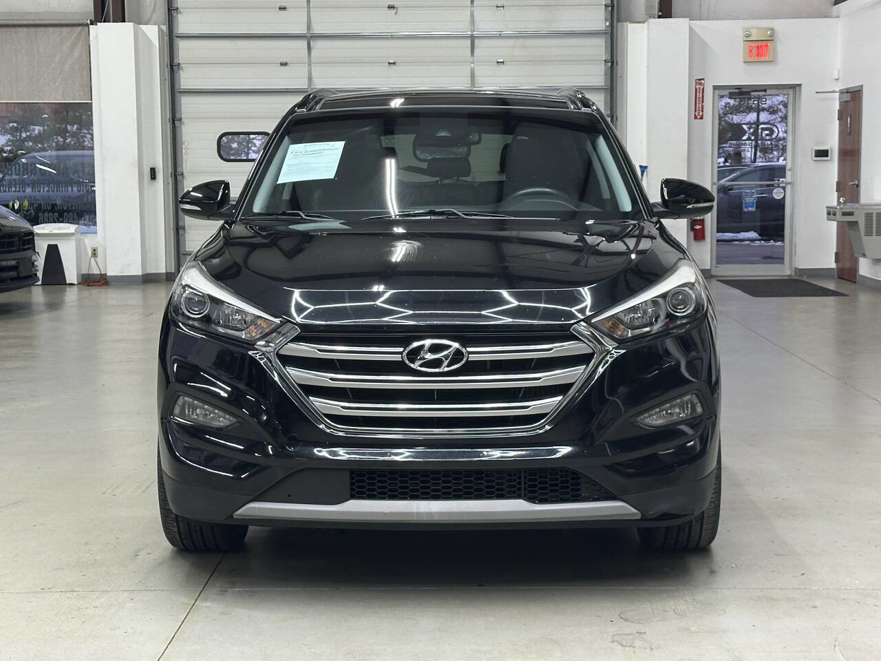 Used 2017 Hyundai Tucson Limited w/ Limited Ultimate Package 03 image 6