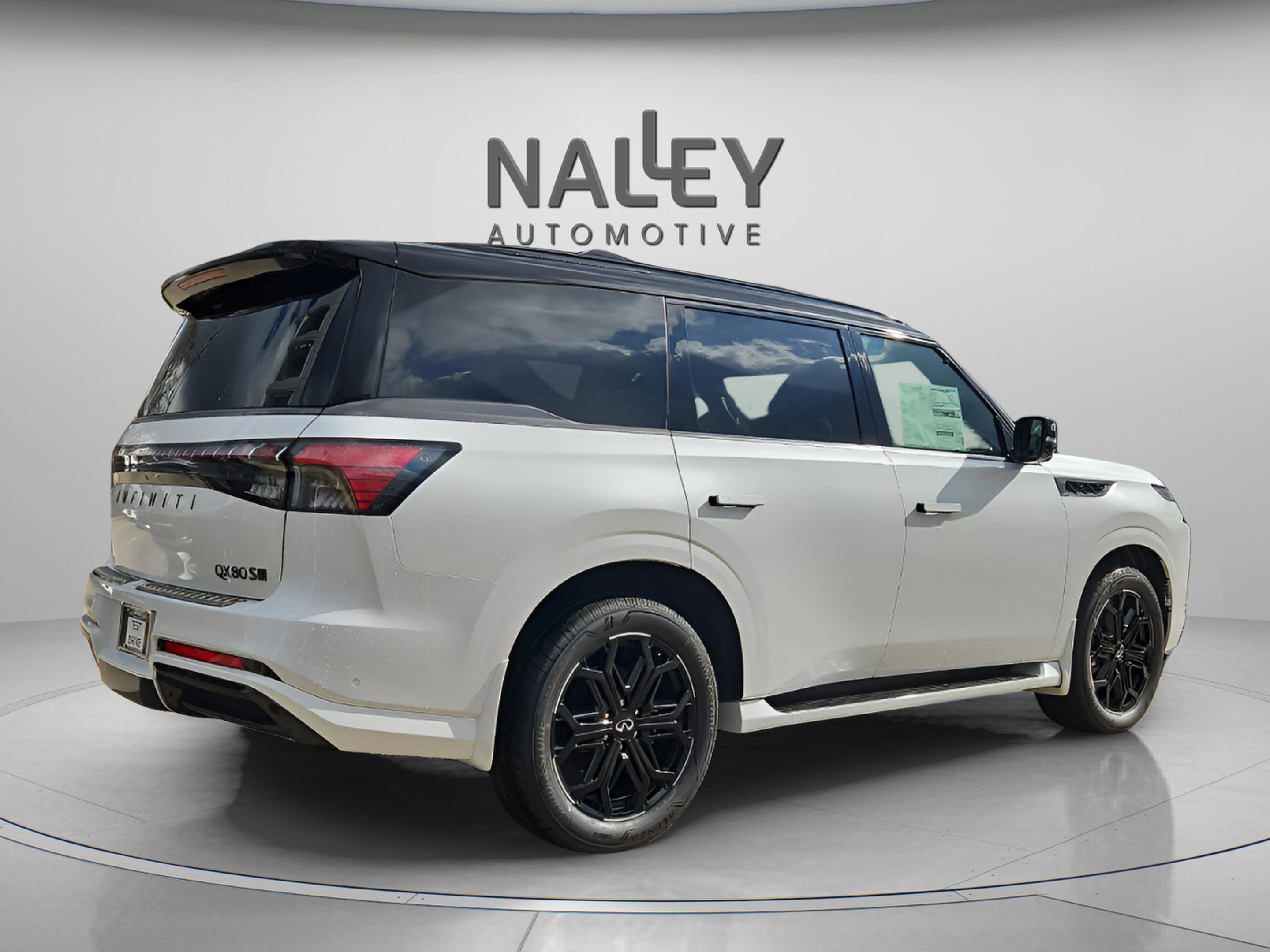 New 2026 INFINITI QX80 4WD w/ Sport Exterior Package image 5