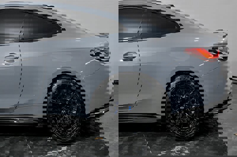 Used 2024 BMW M4 Competition w/ Executive Package image 7