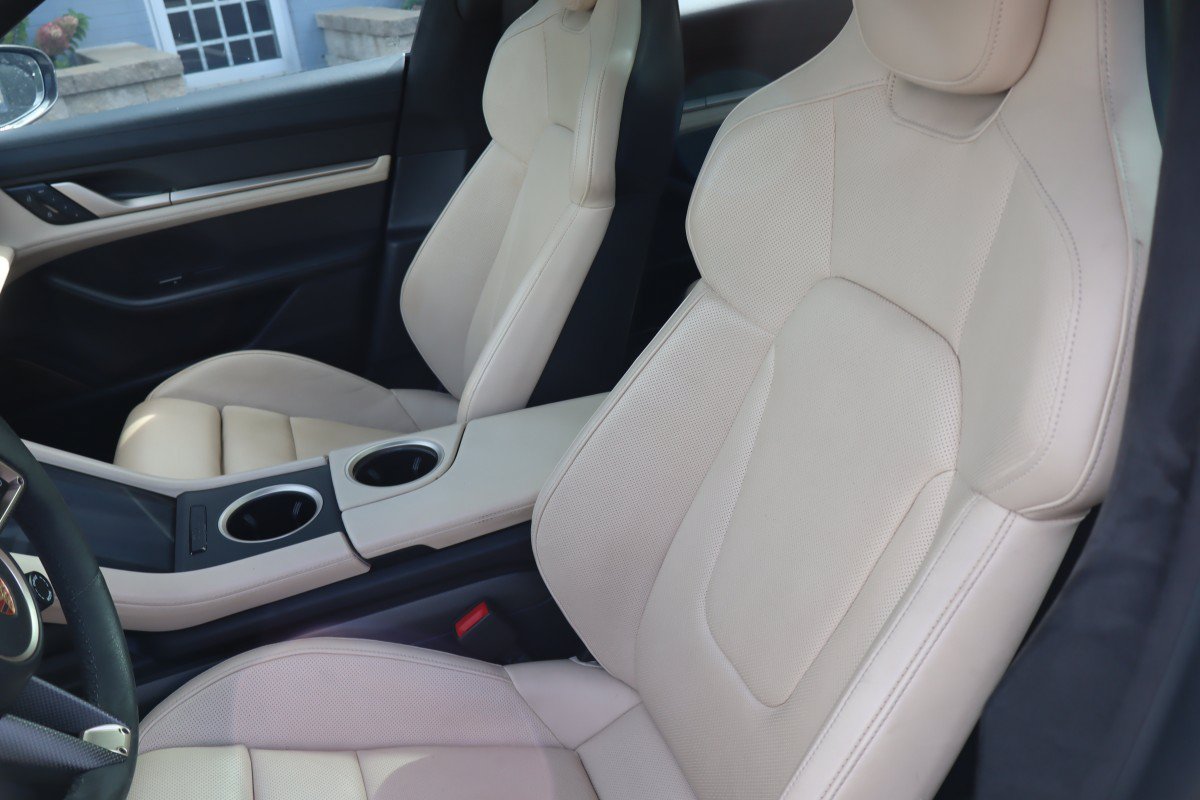 Used 2022 Porsche Taycan Turbo S AWD/4WD image 28