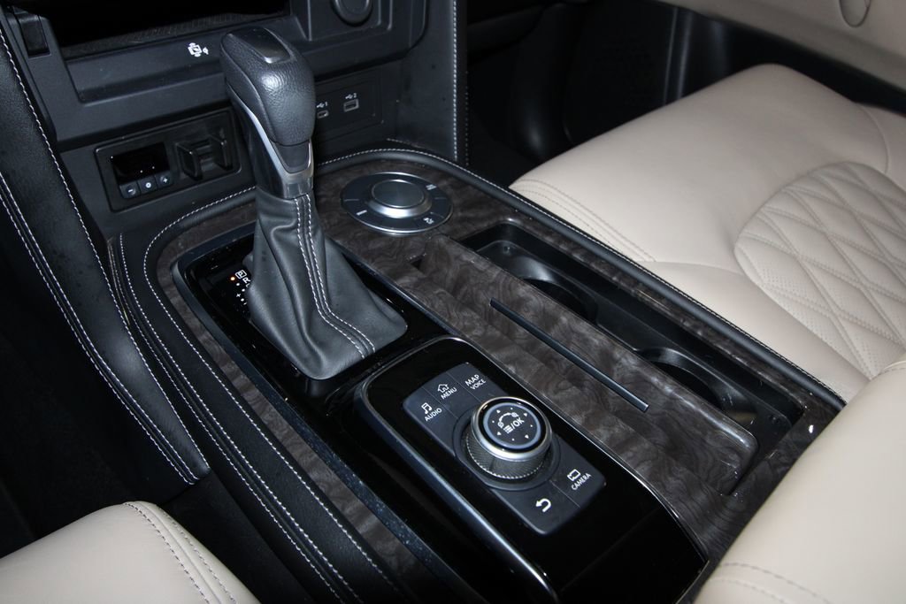 Used 2024 Nissan Armada Platinum w/ Captain's Chairs Package image 20