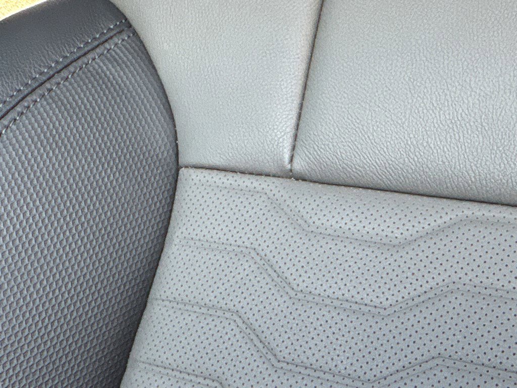 Certified 2025 Chevrolet Silverado 1500 ZR2 image 4