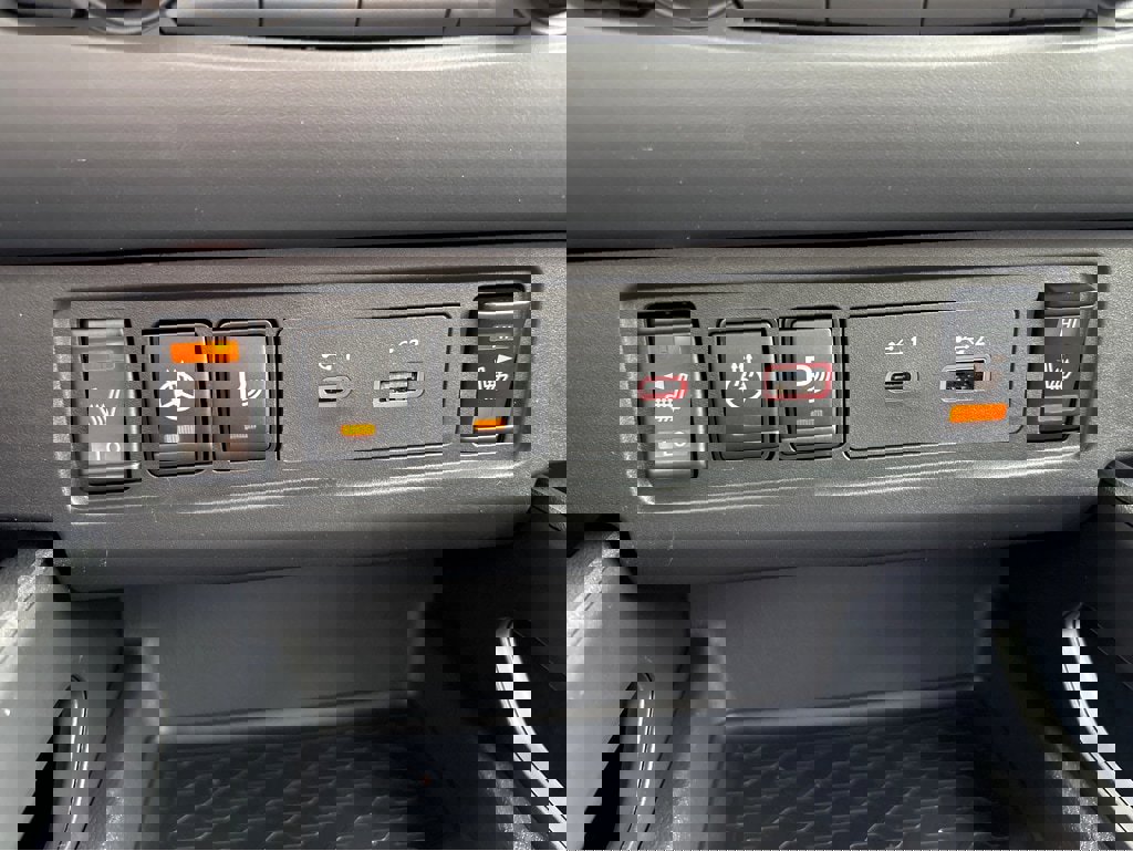 New 2026 Nissan Frontier SV w/ SV Convenience Package image 7