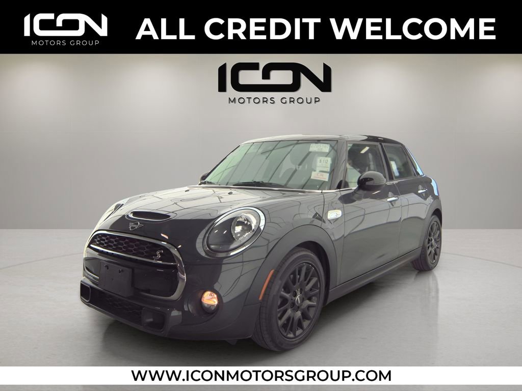 Used 2019 MINI Cooper S image 1