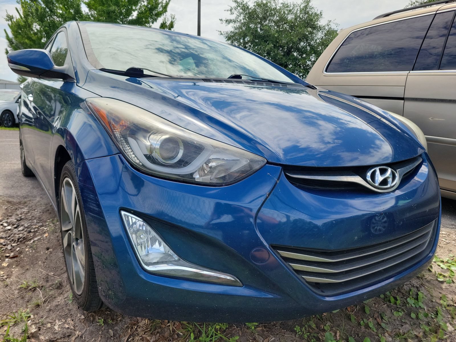 Used 2015 Hyundai Elantra Limited FWD image 1