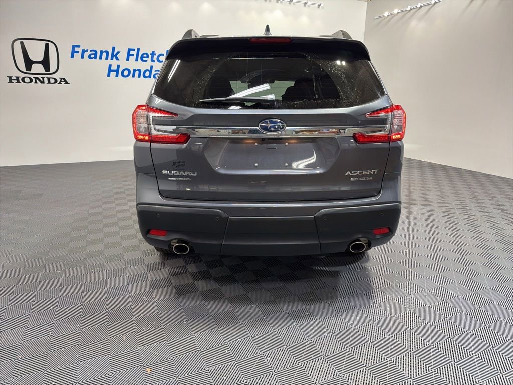 Used 2024 Subaru Ascent Limited w/ Technology Package AWD/4WD image 3
