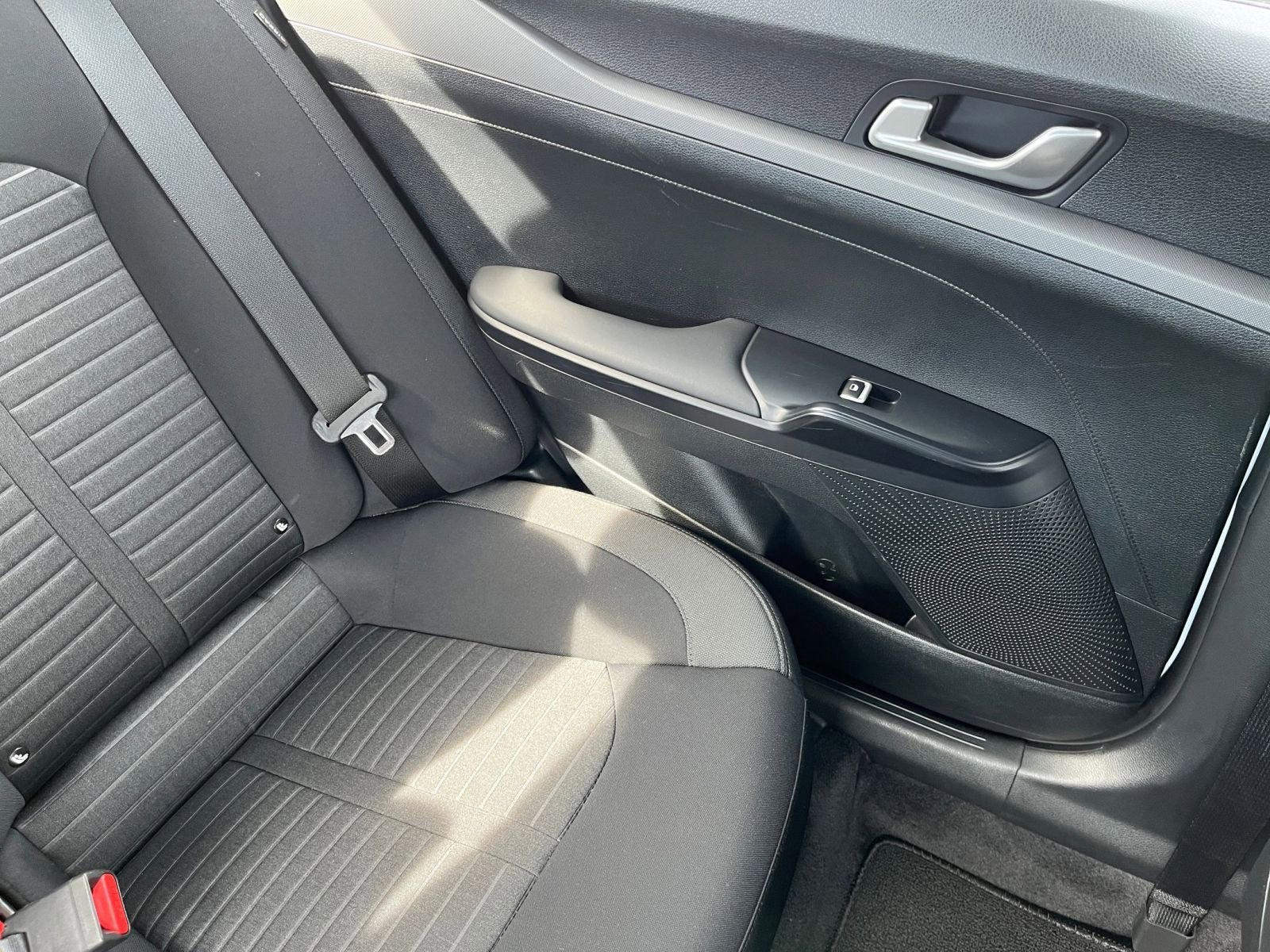 Used 2025 Kia K5 LXS image 36