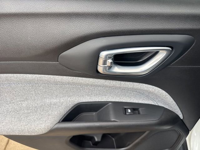 Used 2025 Jeep Compass Latitude image 26