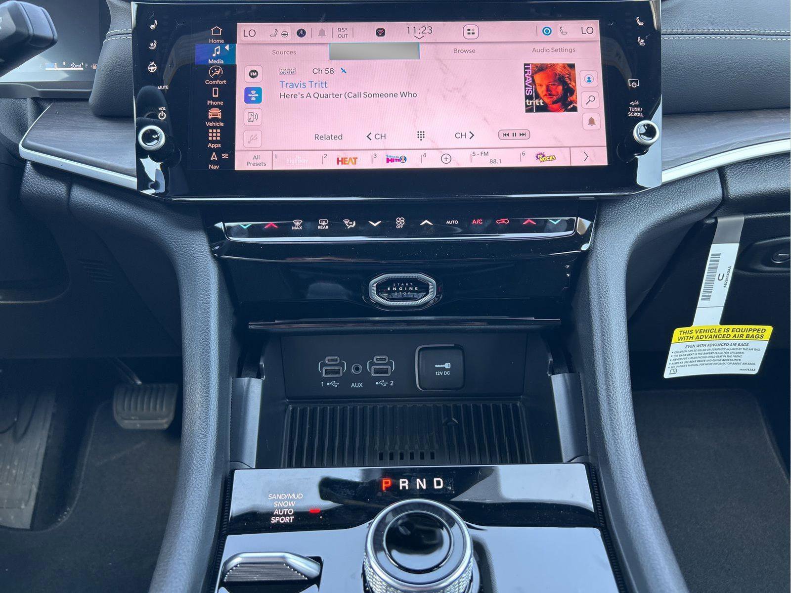 New 2026 Jeep Grand Cherokee Limited Reserve image 16