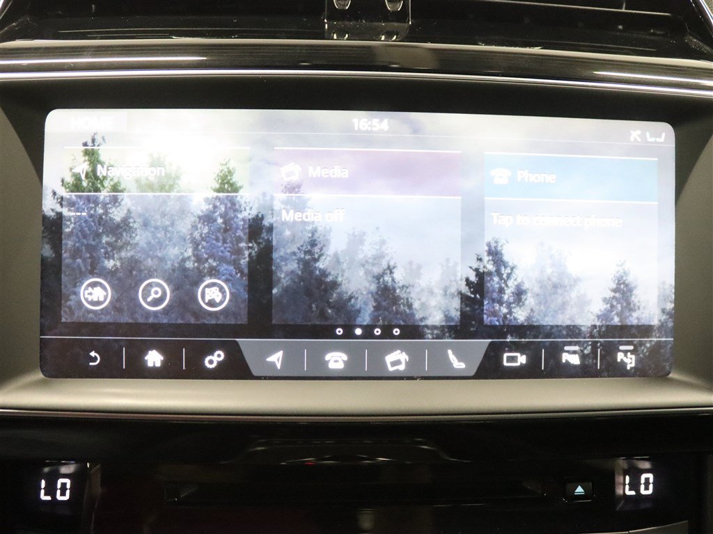 Used 2019 Jaguar F-PACE S AWD/4WD image 39