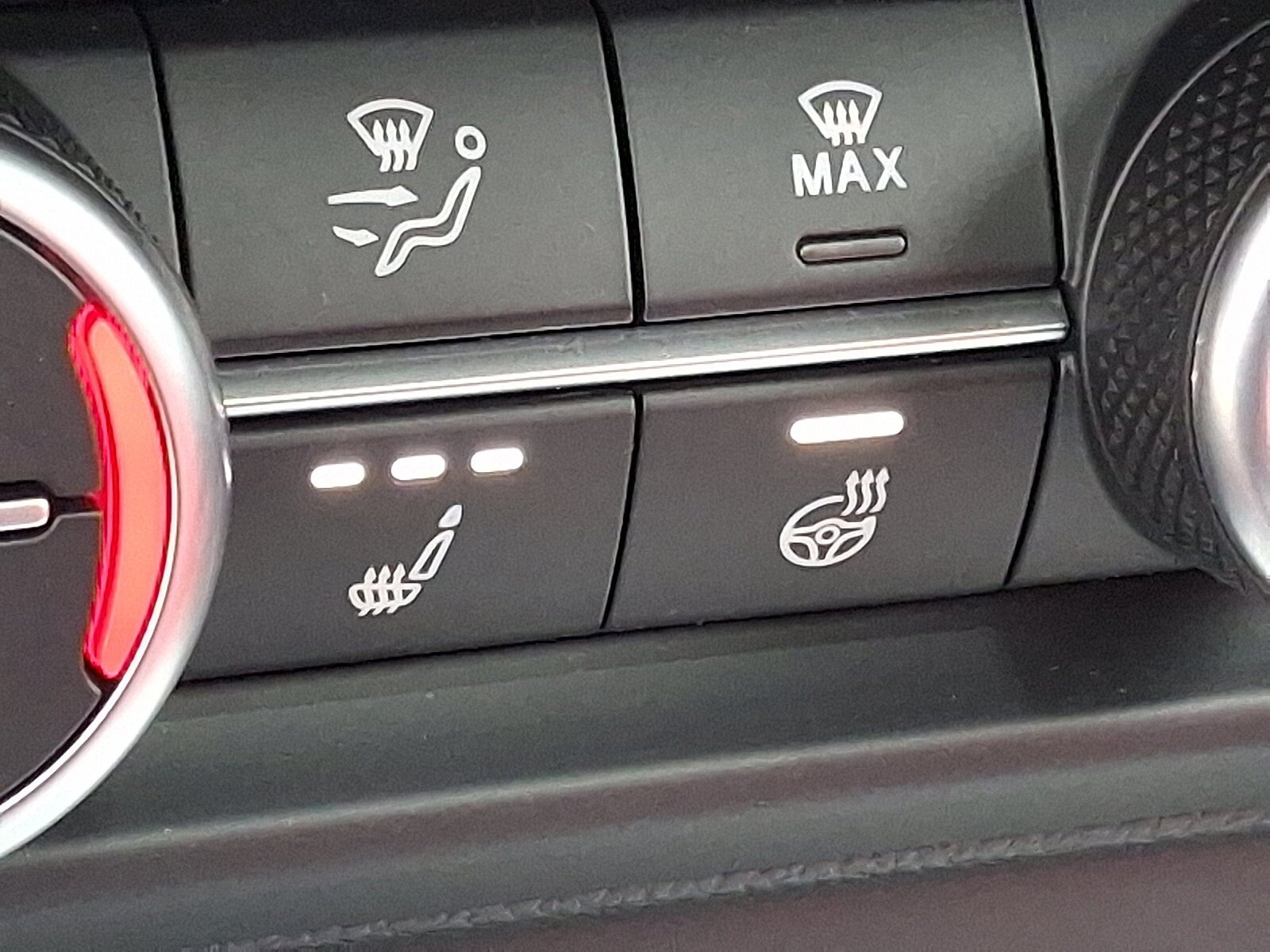 New 2024 Alfa Romeo Stelvio Veloce AWD/4WD image 17