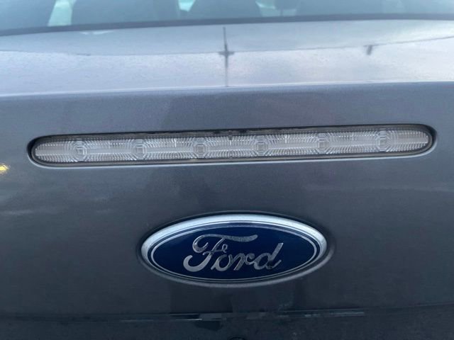 Used 2009 Ford Focus SEL image 19