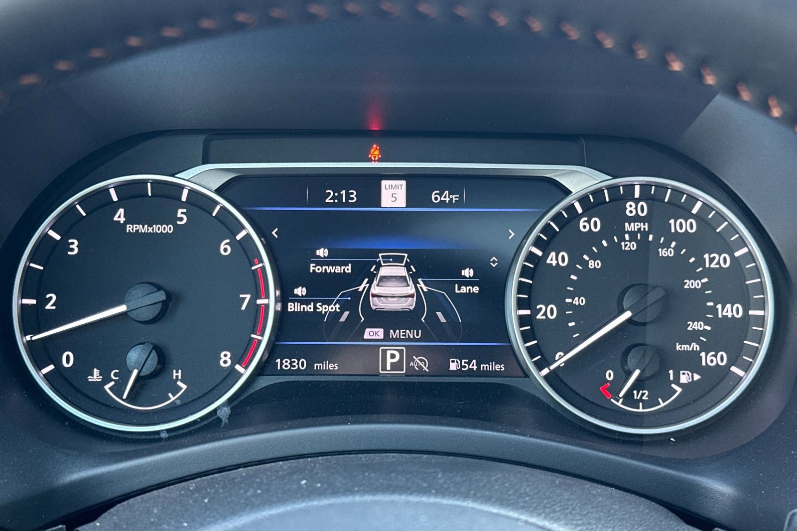 Used 2025 Nissan Sentra SR w/ SR Premium Package image 39