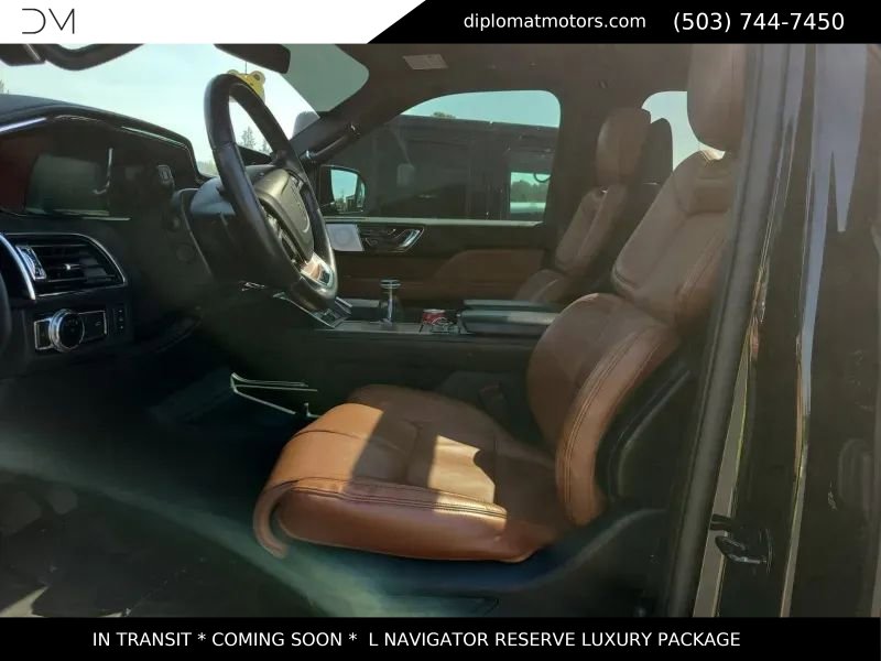 Used 2021 Lincoln Navigator L Reserve AWD/4WD image 8
