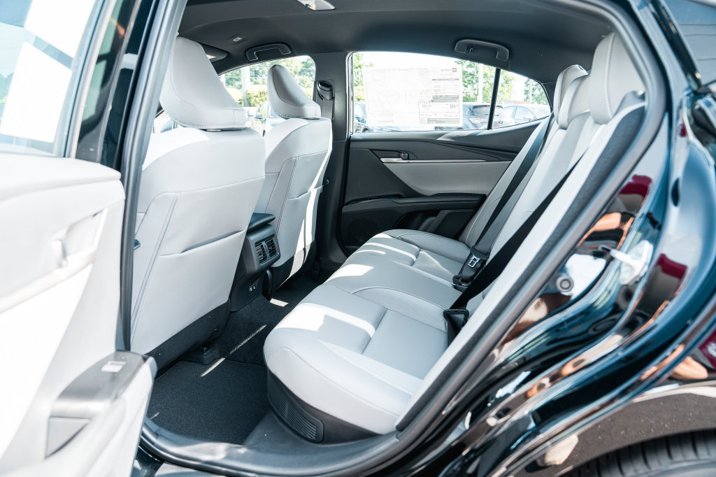 New 2026 Toyota Camry SE FWD image 25