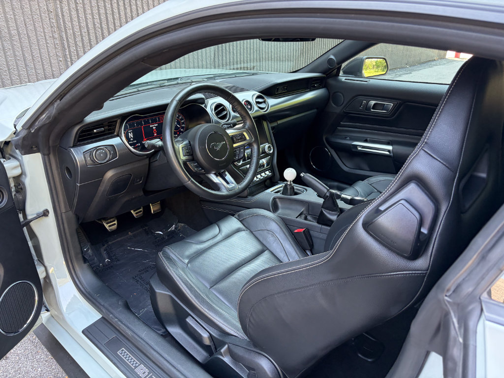 Used 2022 Ford Mustang Mach 1 w/ Mach 1 Handling Package RWD image 10