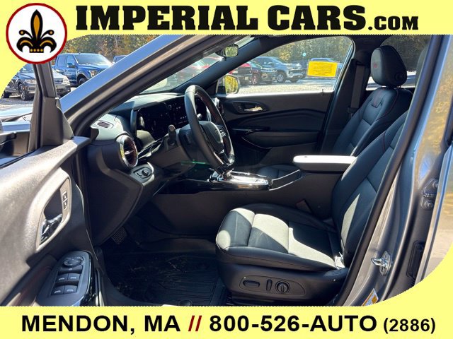 New 2026 Chevrolet Trax RS w/ Sunroof Package FWD image 23