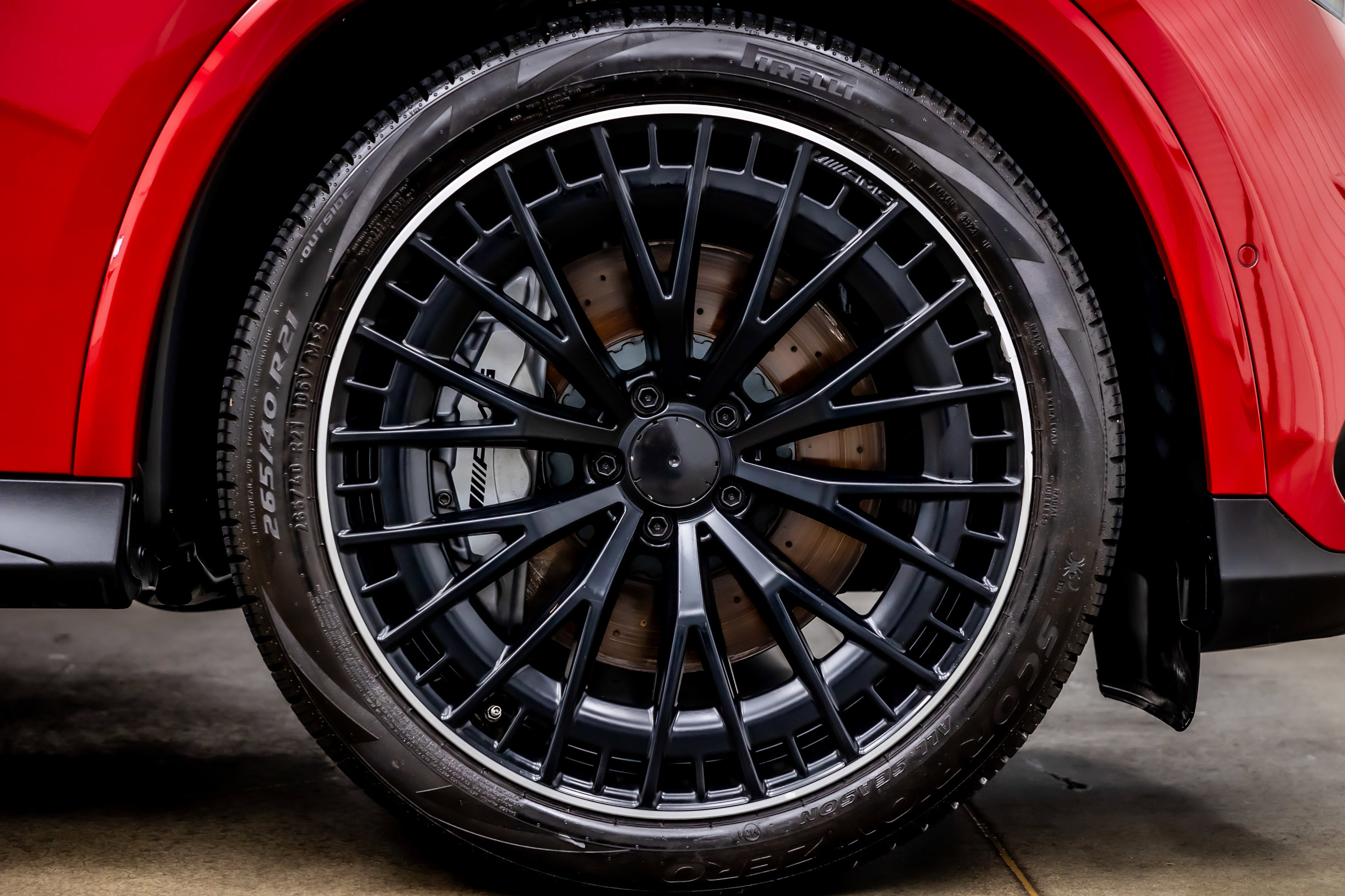 Used 2024 Mercedes-Benz GLC 43 AMG 4MATIC image 38