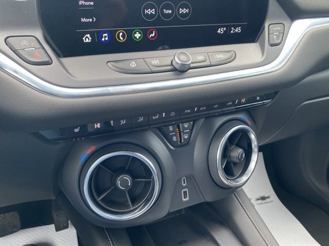 Used 2025 Chevrolet Blazer LT w/ Blazer LT Plus Package image 12